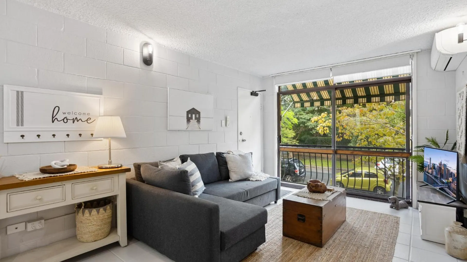 Inner City Apartment Living In Quiet Location location