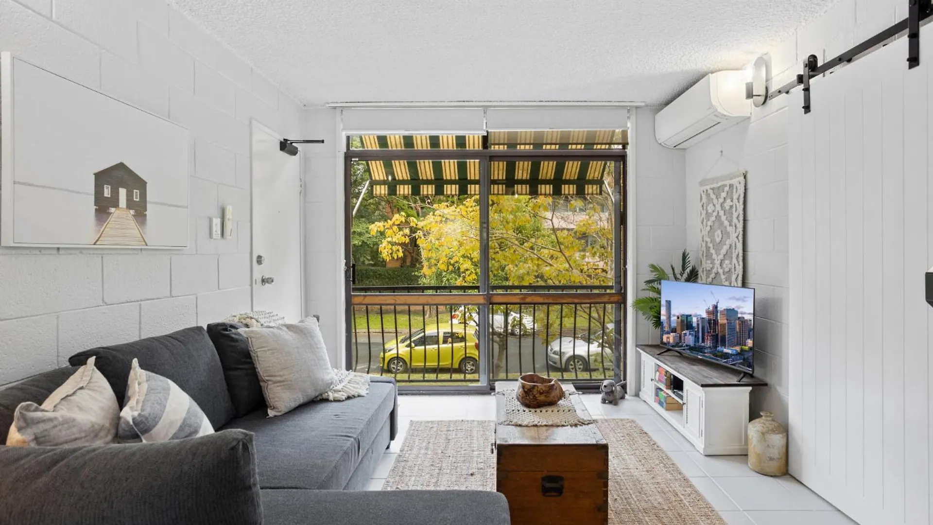Inner City Apartment Living In Quiet Location Brisbane Australia