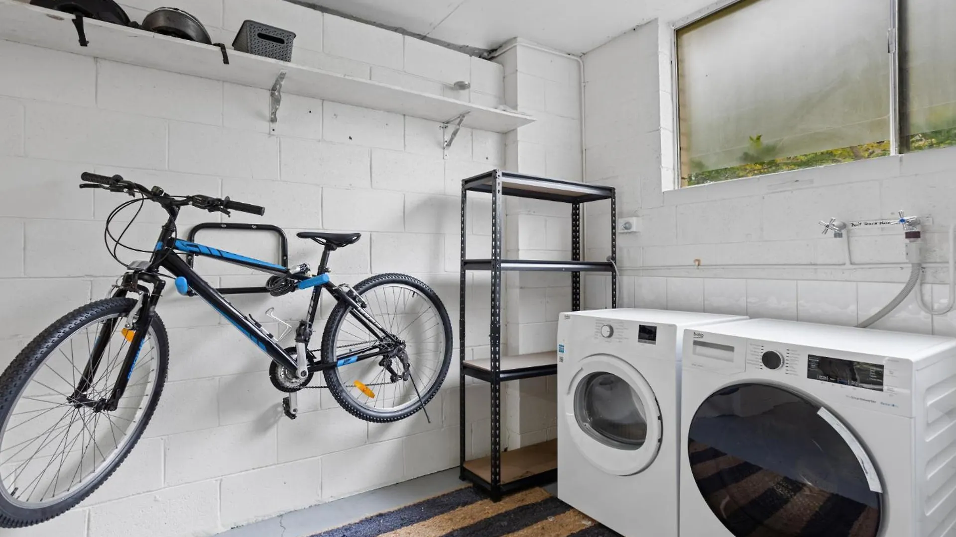 Inner City Apartment Living In Quiet Location Brisbane